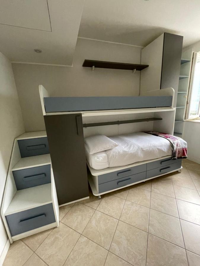 Cottage Il Cigno Con Accesso Al Lago - Como Lake デルヴィオ エクステリア 写真